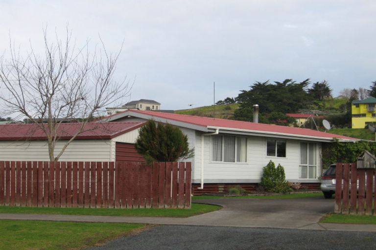 Photo of property in 49 Awaroa Road, Helensville, 0800