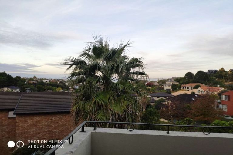 Photo of property in 55 Penguin Drive, Murrays Bay, Auckland, 0630