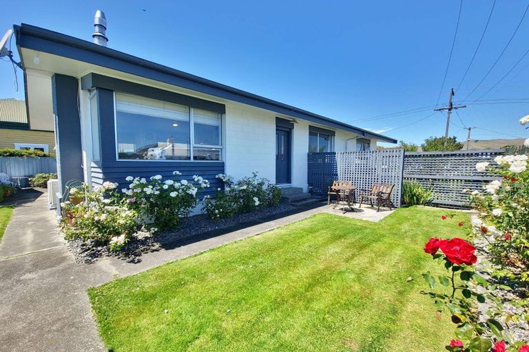 Photo of property in 2 Moana Crescent, Redwoodtown, Blenheim, 7201