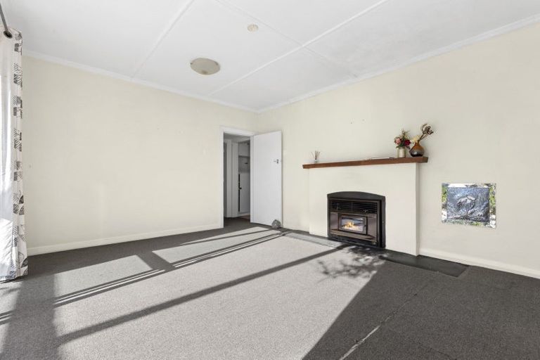 Photo of property in 32 Flora Dora Parade, Lake Hawea, Wanaka, 9382
