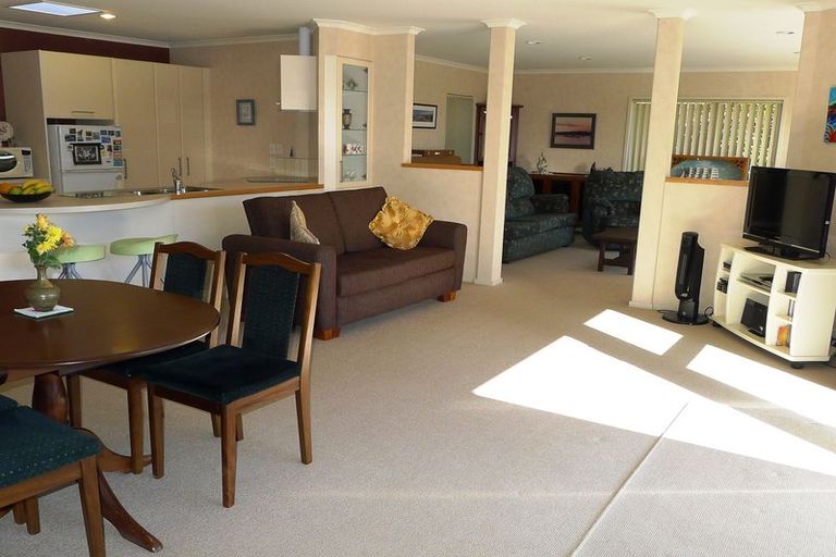 Photo of property in 110r Bethlehem Road, Bethlehem, Tauranga, 3110