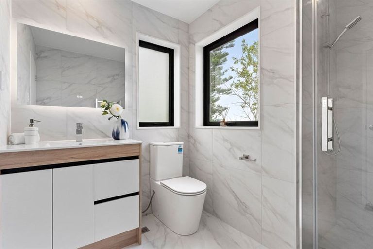 Photo of property in 15 Impatiens Lane, Massey, Auckland, 0614