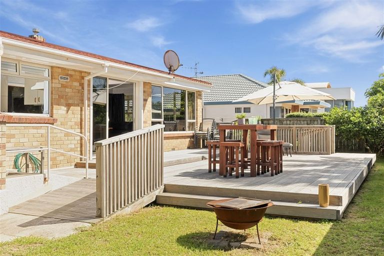 Photo of property in 35 Muricata Avenue, Mount Maunganui, 3116