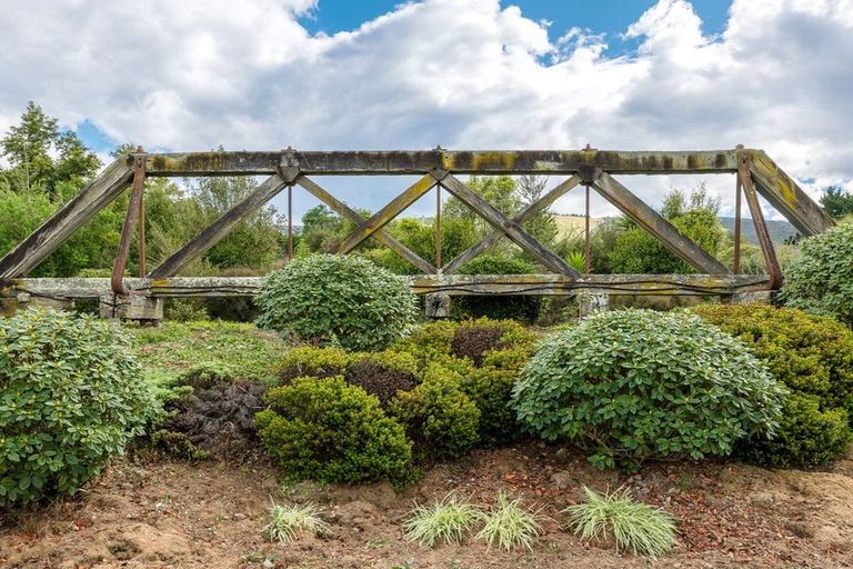 Photo of property in 126 Point Bush Road, Waimate, 7979