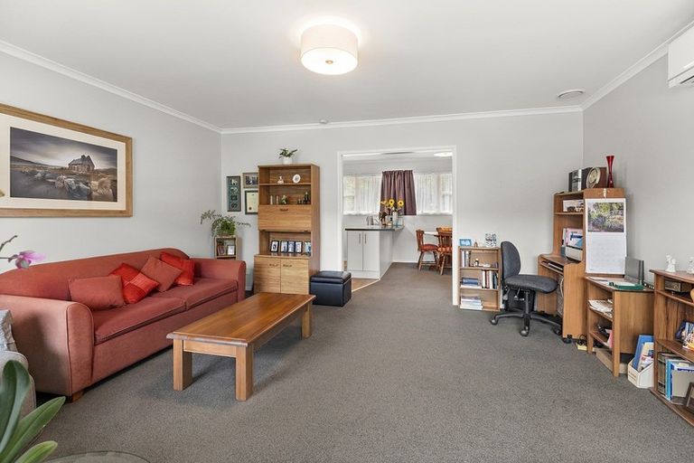 Photo of property in 14f2 Astor Street, Karori, Wellington, 6012