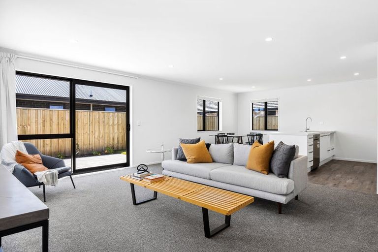 Photo of property in 8 Ellmers Street, Woodend, 7610