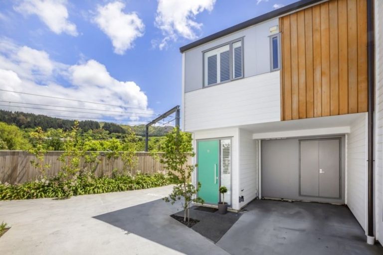 Photo of property in 11/7u Handyside Street, Tawa, Wellington, 5028