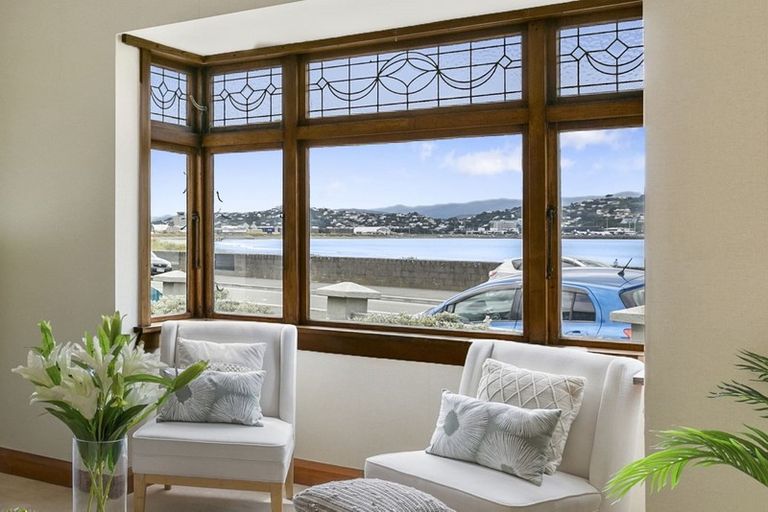 Photo of property in 238 Queens Drive, Lyall Bay, Wellington, 6022