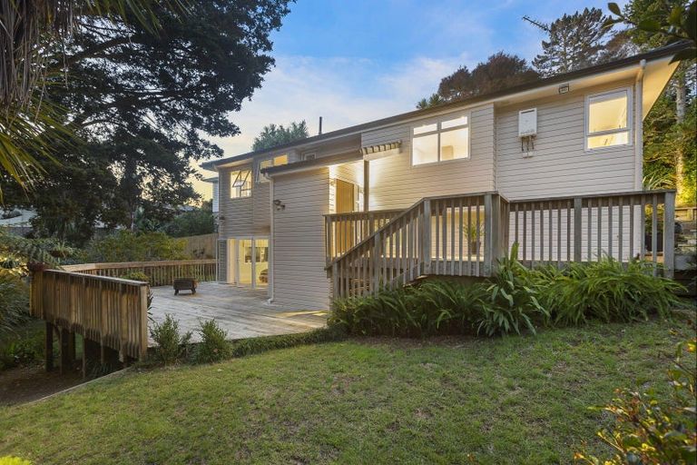 Photo of property in 10 Hobby Avenue, Birkdale, Auckland, 0626