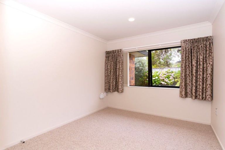 Photo of property in 18 Ludlam Way, Otaki, 5512