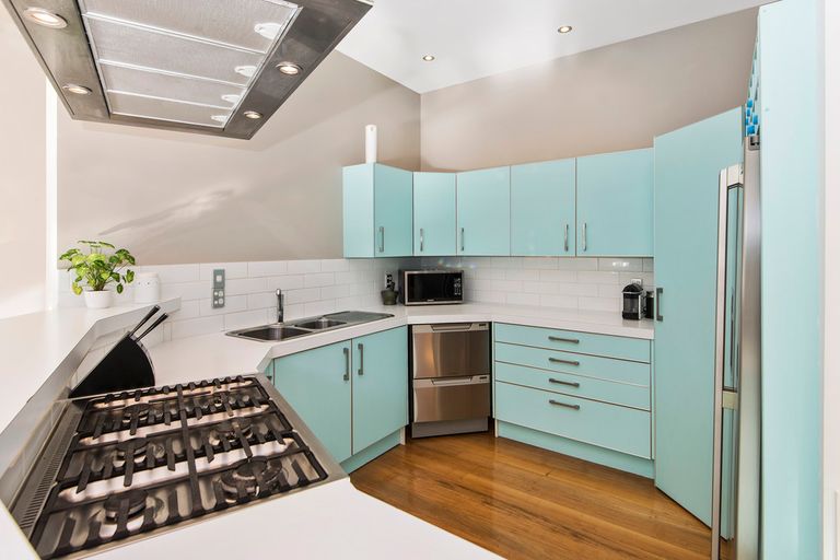 Photo of property in 6 Karioitahi Road, Waiuku, 2123