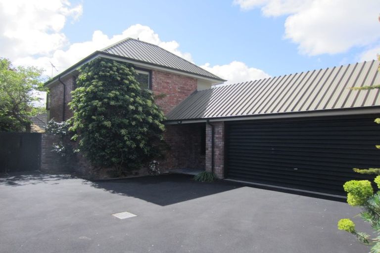 Photo of property in 43 Wairarapa Terrace, Merivale, Christchurch, 8014