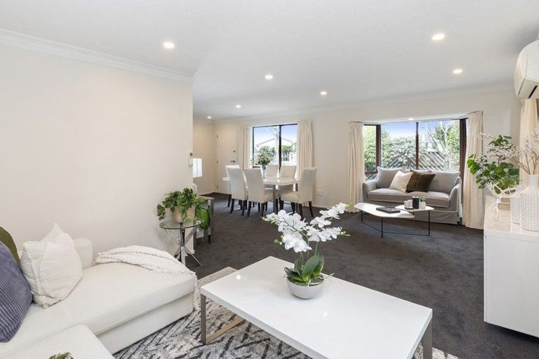 Photo of property in 29 Te Maru Place, Redwood, Christchurch, 8051