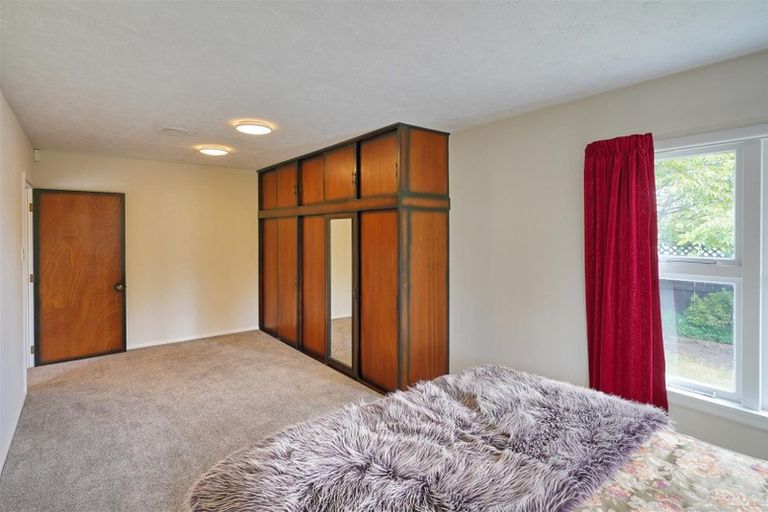 Photo of property in 17 Masham Road, Broomfield, Christchurch, 8042