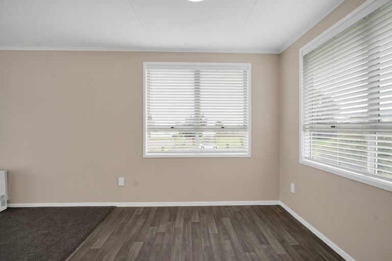 Photo of property in 12 Oleander Place, Bell Block, New Plymouth, 4312