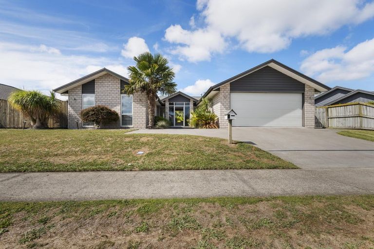 Photo of property in 16 O'sullivan Drive, Matamata, 3400
