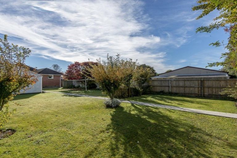 Photo of property in 4 Ravenna Street, Avonhead, Christchurch, 8042