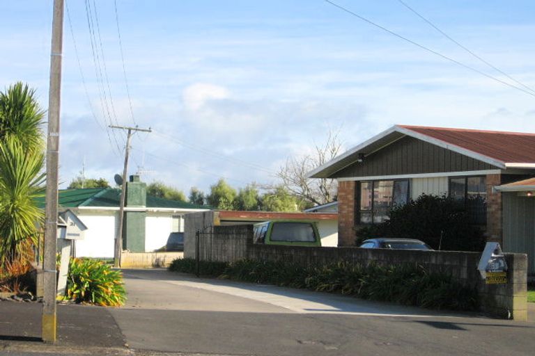 Photo of property in 33 Garden Heights Avenue, Glenview, Hamilton, 3206