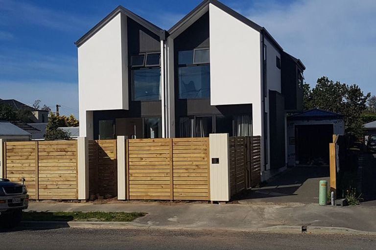 Photo of property in 1/176 Edgeware Road, Edgeware, Christchurch, 8013