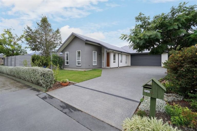 Photo of property in 12 Delta Way, Woolston, Christchurch, 8023
