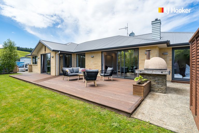 Photo of property in 14 Irwin Logan Drive, Mosgiel, 9024