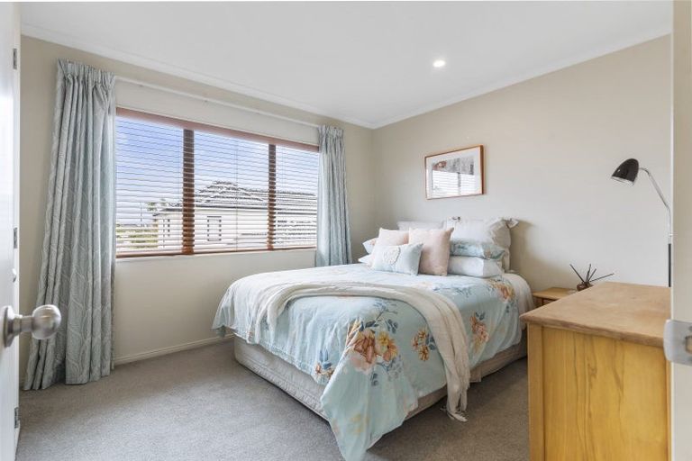 Photo of property in 4 Rialto Court, East Tamaki Heights, Auckland, 2016