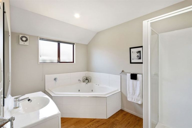 Photo of property in 5 Rembrandt Drive, Rolleston, 7614