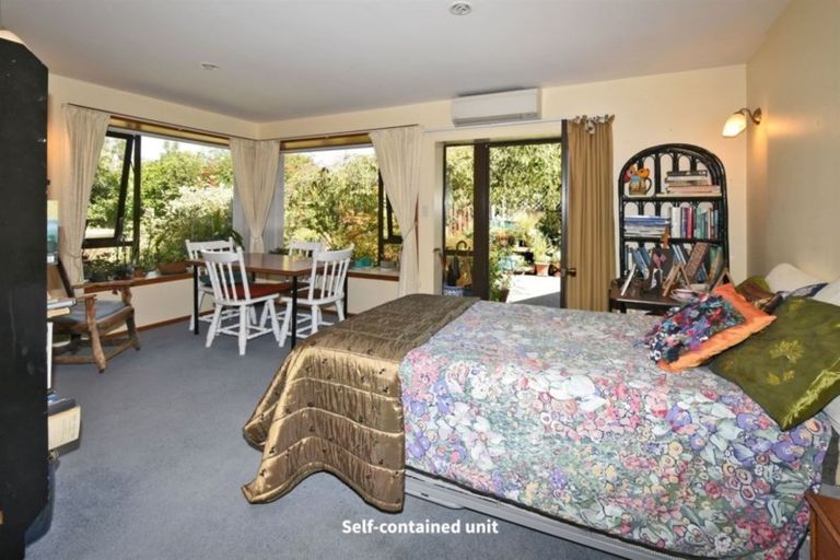 Photo of property in 33 Eders Road, Woodend, 7610