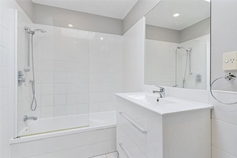 Photo of property in 55/8 Flynn Street, Birkdale, Auckland, 0626