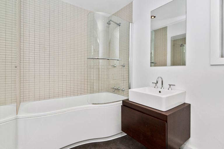 Photo of property in 6 Karioitahi Road, Waiuku, 2123