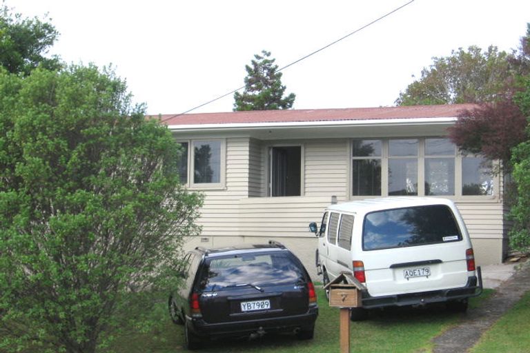 Photo of property in 7 Sheehan Road, Te Atatu South, Auckland, 0610