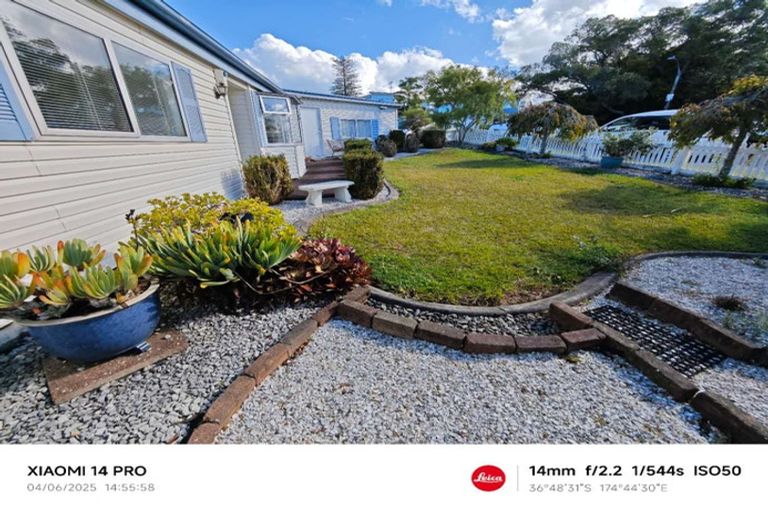 Photo of property in 1/17 Nutsey Avenue, Northcote, Auckland, 0627