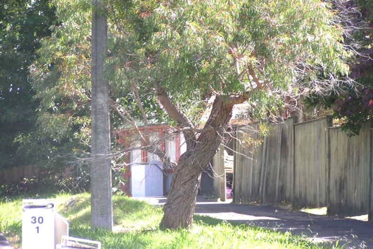 Photo of property in 1/32 Woodside Avenue, Northcote, Auckland, 0627