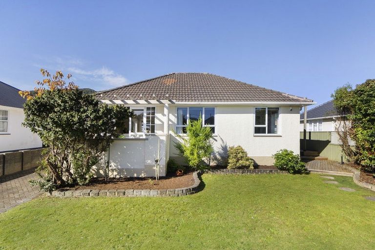 Photo of property in 47 Godley Street, Waiwhetu, Lower Hutt, 5010