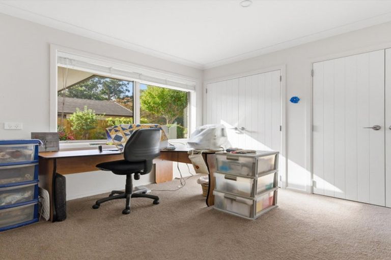 Photo of property in 11 Allington Place, Bethlehem, Tauranga, 3110