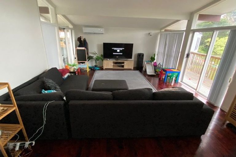 Photo of property in 106 Canongate Street, Birkdale, Auckland, 0626