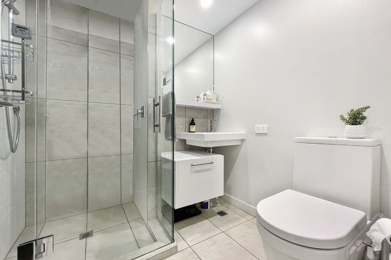 Photo of property in Vsp South, 505/166u Victoria Street, Te Aro, Wellington, 6011