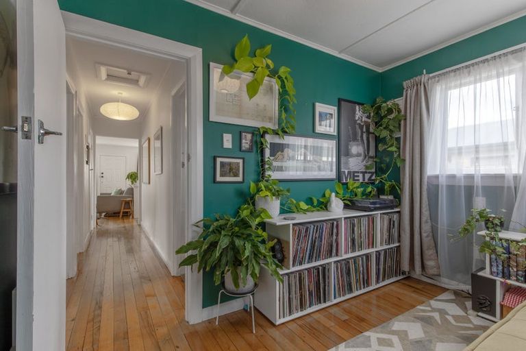 Photo of property in 51 Bibby Street, Waipawa, 4210