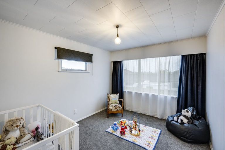 Photo of property in 9 Lowther Place, Taradale, Napier, 4112