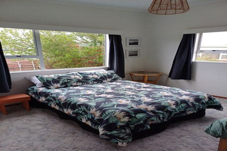 Photo of property in 10 Magdala Street, Kakanui, Oamaru, 9495