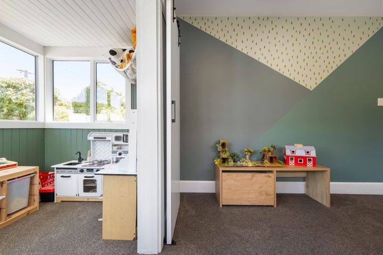 Photo of property in 30 Windermere Road, Papanui, Christchurch, 8053