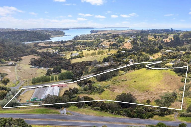 Photo of property in 1370 East Coast Road, Redvale, Albany, 0794