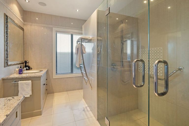 Photo of property in 10 Peninsula Point, Huntington, Hamilton, 3210