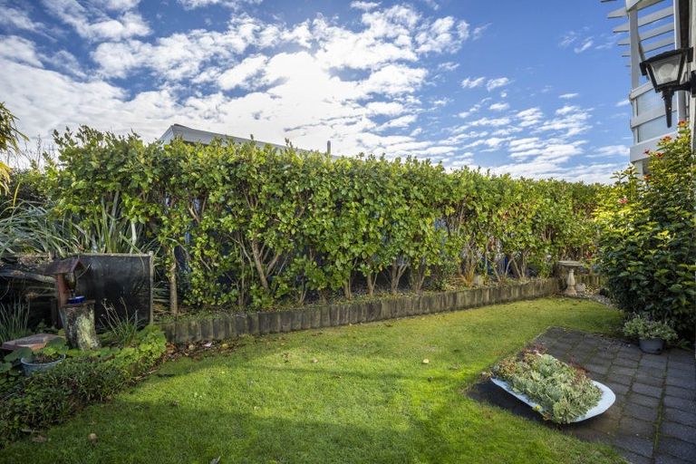 Photo of property in 1/13 Chatswood Grove, Fitzroy, New Plymouth, 4312