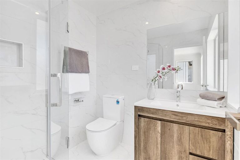 Photo of property in 76 Ksenia Drive, Flat Bush, Auckland, 2019