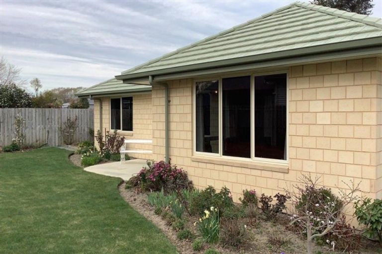 Photo of property in 6 Jordan Avenue, Tinwald, Ashburton, 7700