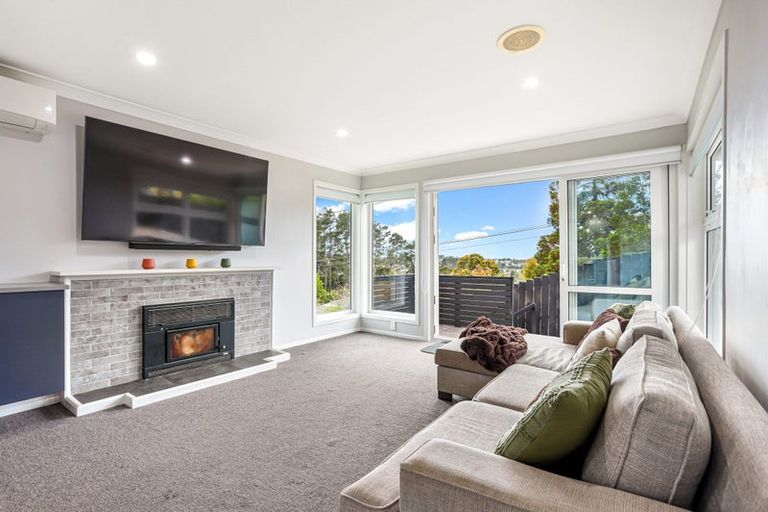 Photo of property in 43 Mcclintock Road, Massey, Auckland, 0614