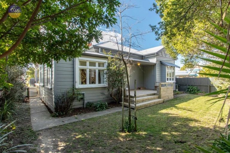 Photo of property in 99 Wellesley Road, Napier South, Napier, 4110