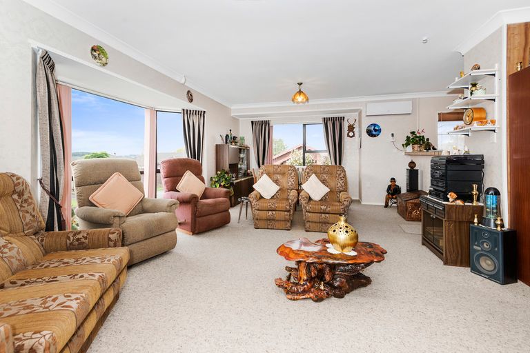 Photo of property in 215a Queen Street, Pukekohe, 2120