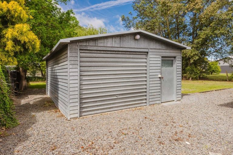Photo of property in 36 Francis Drake Street, Waipukurau, 4200